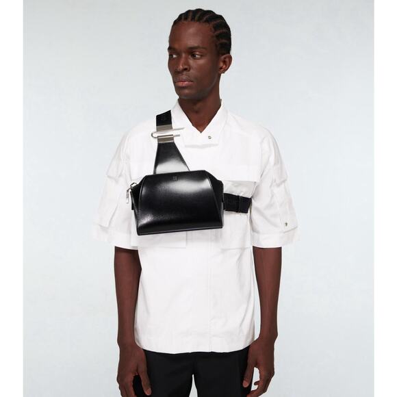 1.5k.$ GIVENCHY Men’s Box Calfskin Antigona U Crossbody Bag Black - Picture 3 of 16